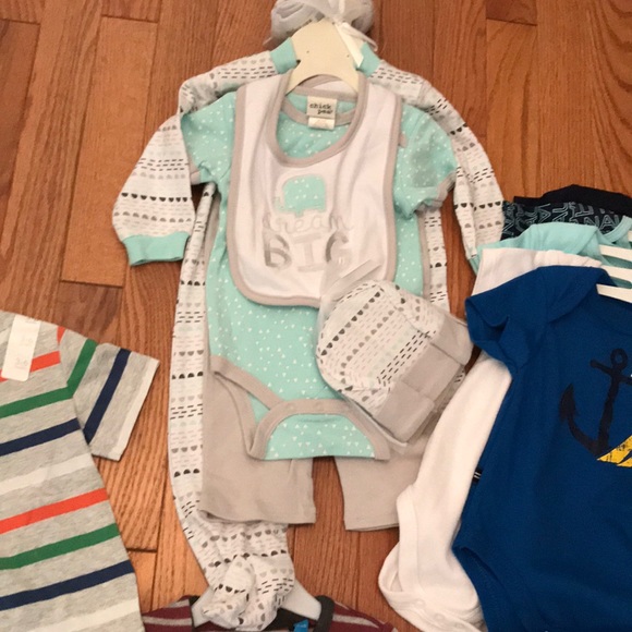 3/6 month bundle - Picture 6 of 7